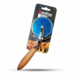 پیتزا بر دسته چوبی بیدیس